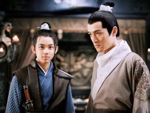 41岁胡歌时隔多年再提仙剑1,称再拍李逍遥要找吴磊来演合作琅琊榜时,他让我想起了当年的自己