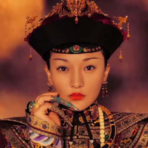 周迅如懿传被骂丑爆可能你忘了,她美了44年
