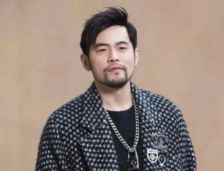 玄彬留了胡子更加有型了,胡子怎样留才更有型跟明星学习一下
