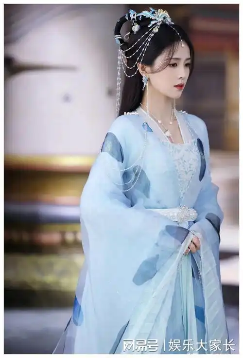 白鹿入般若浮生梦境,嫁给战神冥夜,甜蜜发糖
