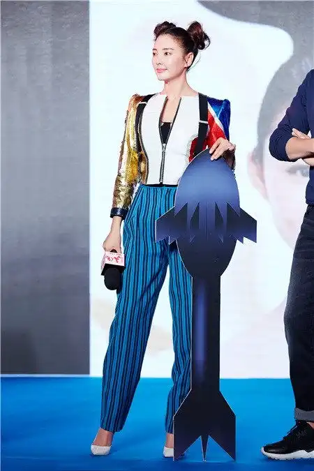 张雨绮美人鱼调戏星爷