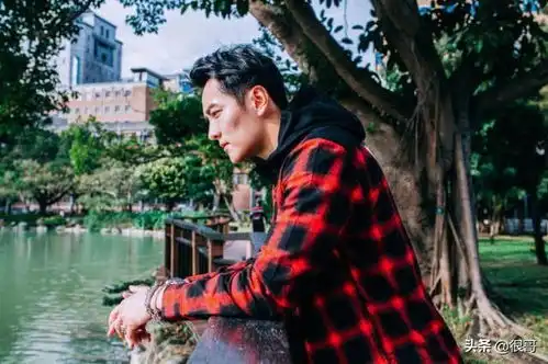 初俊辰清平乐中扮司马光,曾是中戏校草,演过秦岚的儿子