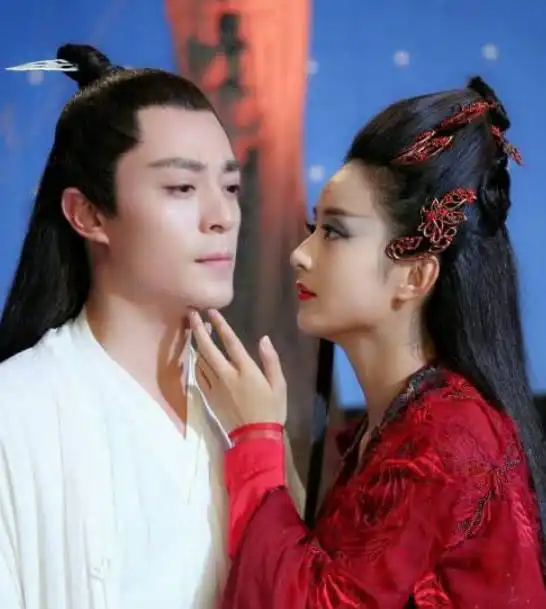 花千骨2即将开拍,赵丽颖确认出演女主角,但男主却换成了他
