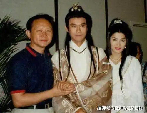 香帅传奇剧照郑少秋四十多岁演绎楚留香,依旧潇洒
