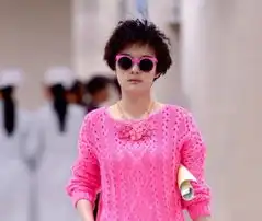 2013秋冬新款辣妈正传孙俪同款韩版菱格镂空套头毛衣针织衫
