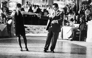 肖申克的救赎在台湾叫刺激1995,陆港台电影译名有啥不同