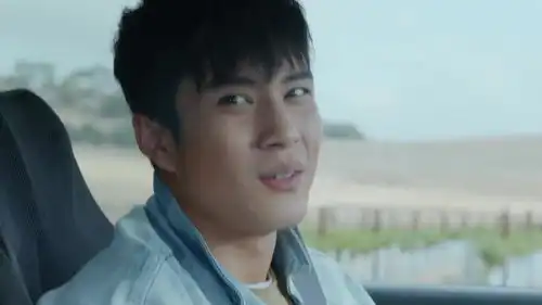 极速青春路杰请老爸来当自己教练老爸的脸色说明一切