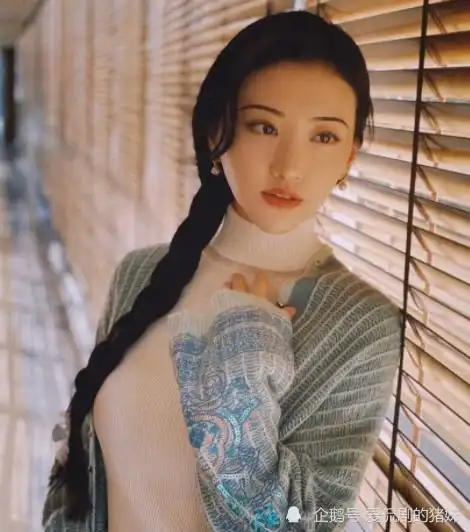 沉香如屑再出新剧照,景甜造型服装全面升级,这次颜值不输司藤