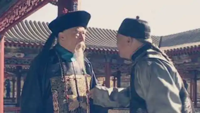 醇亲王让李鸿章救他,李鸿章询问事由,原来还是为慈禧修颐和园的事
