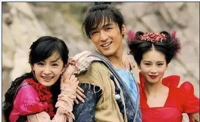 从小狐狸到少女妈,杨幂撩汉之路起底
