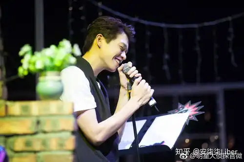 各位可以分享一下明星大侦探里最喜欢的一张剧照照片吗
