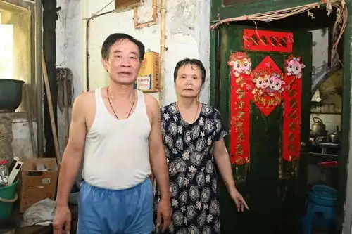 激动地睡不着觉四年后,我们再一起搬回这里的新家