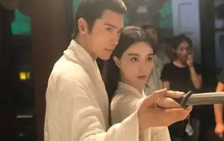 李晨为爱情出演巴清传,范冰冰一脸娇羞,网友却担心会成抠图大剧