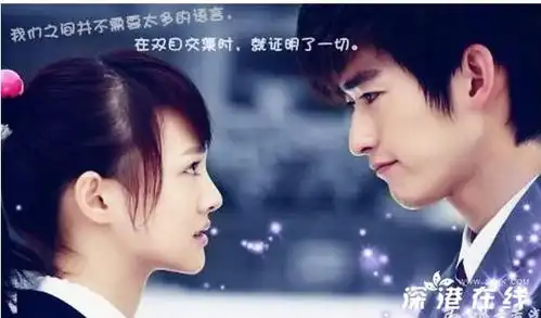 26岁郑爽和29岁景甜居然是同学为何如今差距如此大看完十年前旧照秒懂
