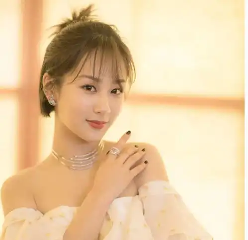 来一场网恋么杨紫新剧蜜汁炖鱿鱼高甜来袭