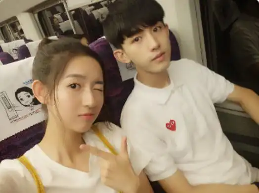 少年派演员杀青照被翻出,林妙妙钱三一结局正式确定,扎心了
