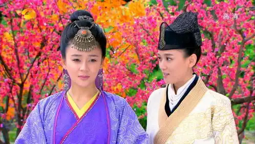 11版笑傲江湖任盈盈对比,唯有刘雪华的扮相可以和许晴的媲美