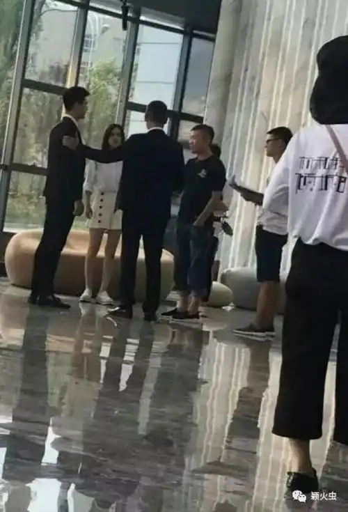 你和我的倾城时光最新金瀚赵丽颖高清剧照,现实版的历致诚身材吸晴啊