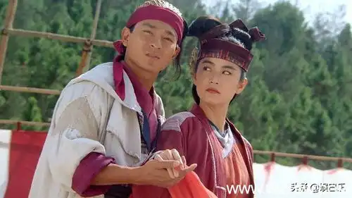1992年的刘德华有多红拍了12部电影,其中一部成了郭富城老爸
