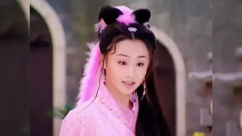 乌龙闯情关还记得霍水仙的第一次女装出场吗服装造型超美
