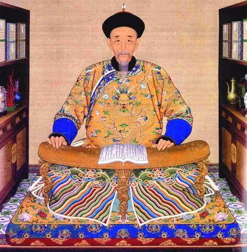 一年之中,仅四个月待在宫中,康熙频繁出巡的背后有何故事
