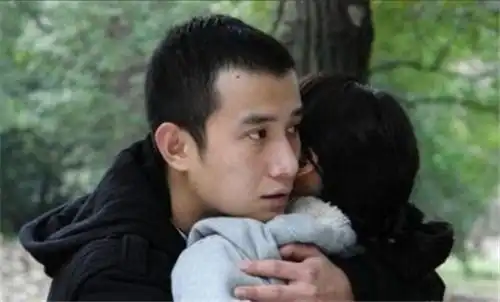 蜗居为什么我们的人生和梦想都要拴在一套房子上呢
