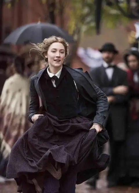 小妇人影评爱你的还是你爱的
