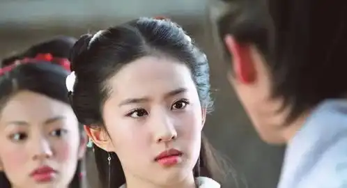 仙剑翻拍,网友提议黄多多演灵儿,看到她的古装后确实合适
