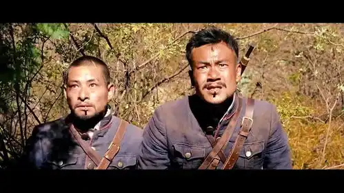 让子弹飞假麻子埋伏真麻子,把老二当众处刑,这下把姜文惹毛了