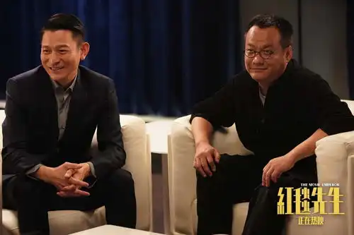 80亿春节档票房创新高的背后隐忧集中度过高,多样性甚低
