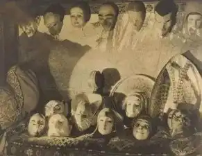 25张令人感到压抑的老照片美女与野兽,有勇气看完吗
