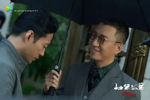 扫黑风暴火爆暑期,一部扫黑剧为何能掀起收视热潮
