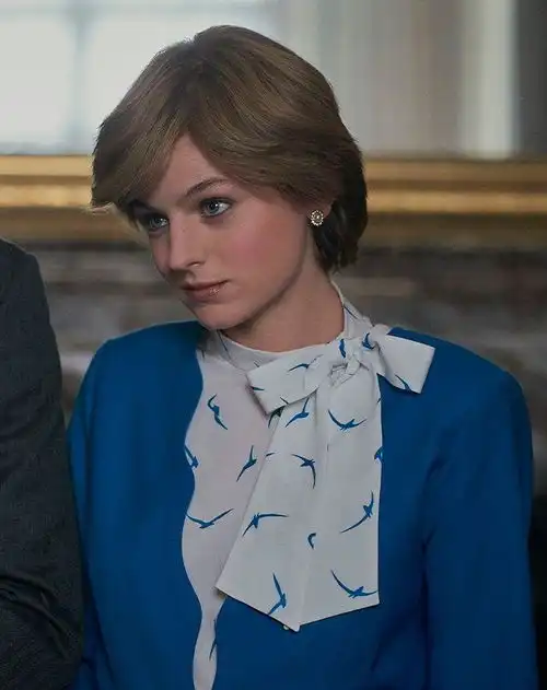 克里斯汀斯图尔特新戏spencer演戴安娜王妃最新剧照曝光,网友意外地