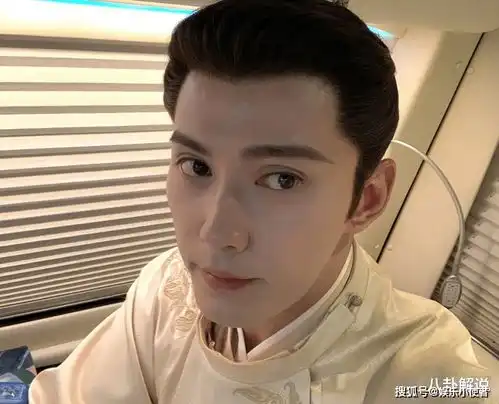 乔欣又一部古装剧官宣剧照,演员阵容超强大,看到男主角好喜欢