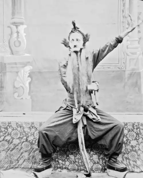 一些老照片,关于100年前的秦腔
