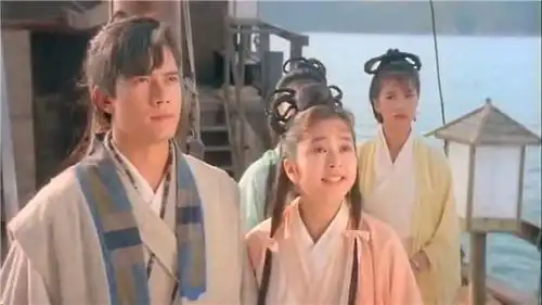 这版的独孤求败真是太弱了,不仅比武输给了徒弟,还被反派杀死了
