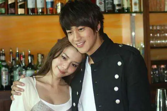 最不适合古装的八大男星,男神靳东张翰上榜,最后一个笑到脸抽筋