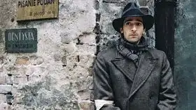 电影钢琴家在绝望的时代能活的如何
