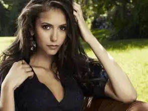 吸血鬼日记两主演告别埃琳娜如何离开成谜
