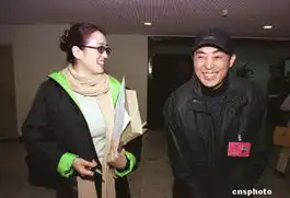 张艺谋巩俐11年后旧情复燃张伟平拷问当事人
