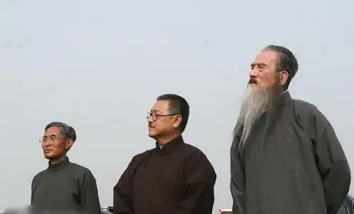 他是我党的亲密朋友,培养了一元帅一大将,陈毅是他半个学生