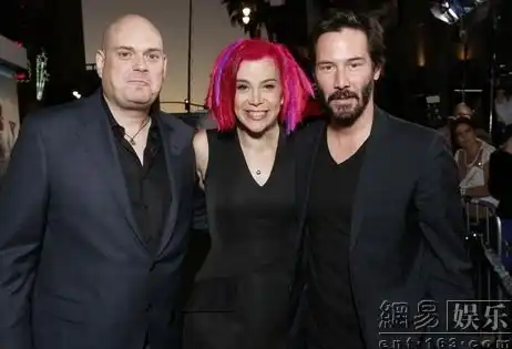 双双转性黑客帝国导演兄弟变姐妹