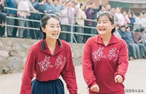 女演员一番主演电影票房前十贾玲登顶,85花1人,谋女郎2人
