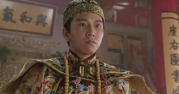 康熙帝扮演者中,为何说陈道明是在演康熙,而焦晃就是康熙