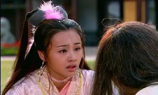 17年前的乌龙闯情关,主角沦为18线,跑龙套的她却成一线大咖
