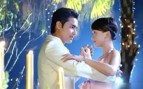 爷青回王子变青蛙15年后重聚,陈乔恩晒视频引回忆杀
