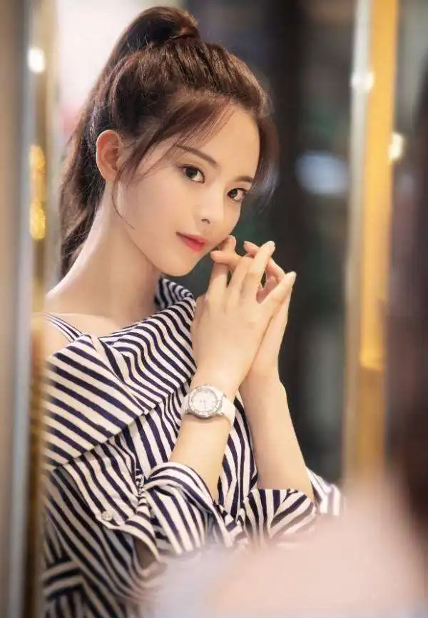 杨超越新戏长安诺造型曝光,再一次登上颜值巅峰
