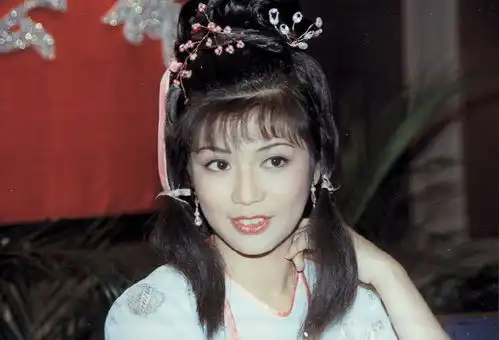 娱乐圈的古典女神有多美略施粉黛美得倾国倾城,老照片见证玄机