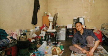 香港穷人的蜗居生活
