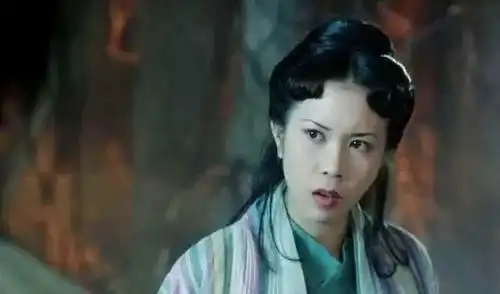 大话西游演员现状星爷成执行董事,朱茵和蔡少芬家庭美满
